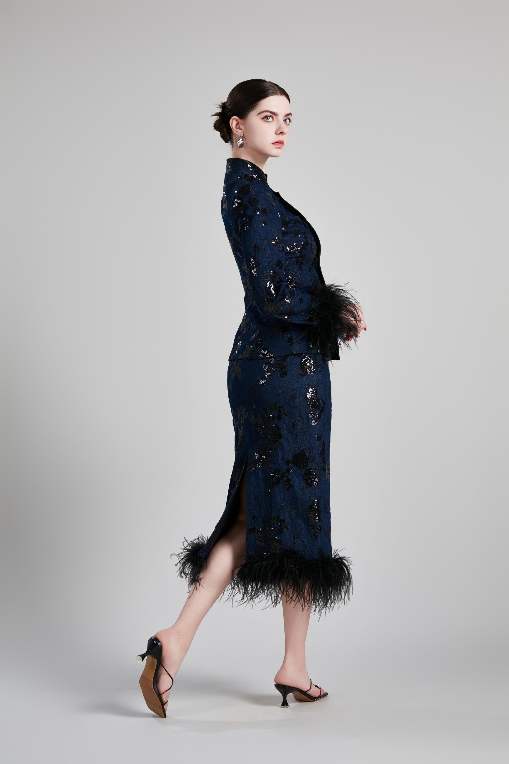 FITTED WAIST JACKET FEATHERED PENCIL SKIRT