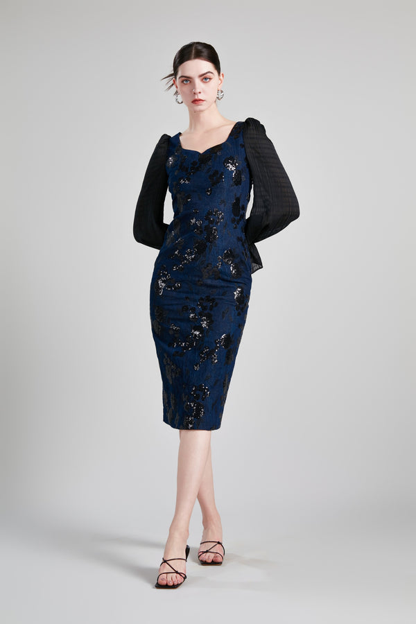 BELL SLEEVE WAIST DEFINING DRESS
