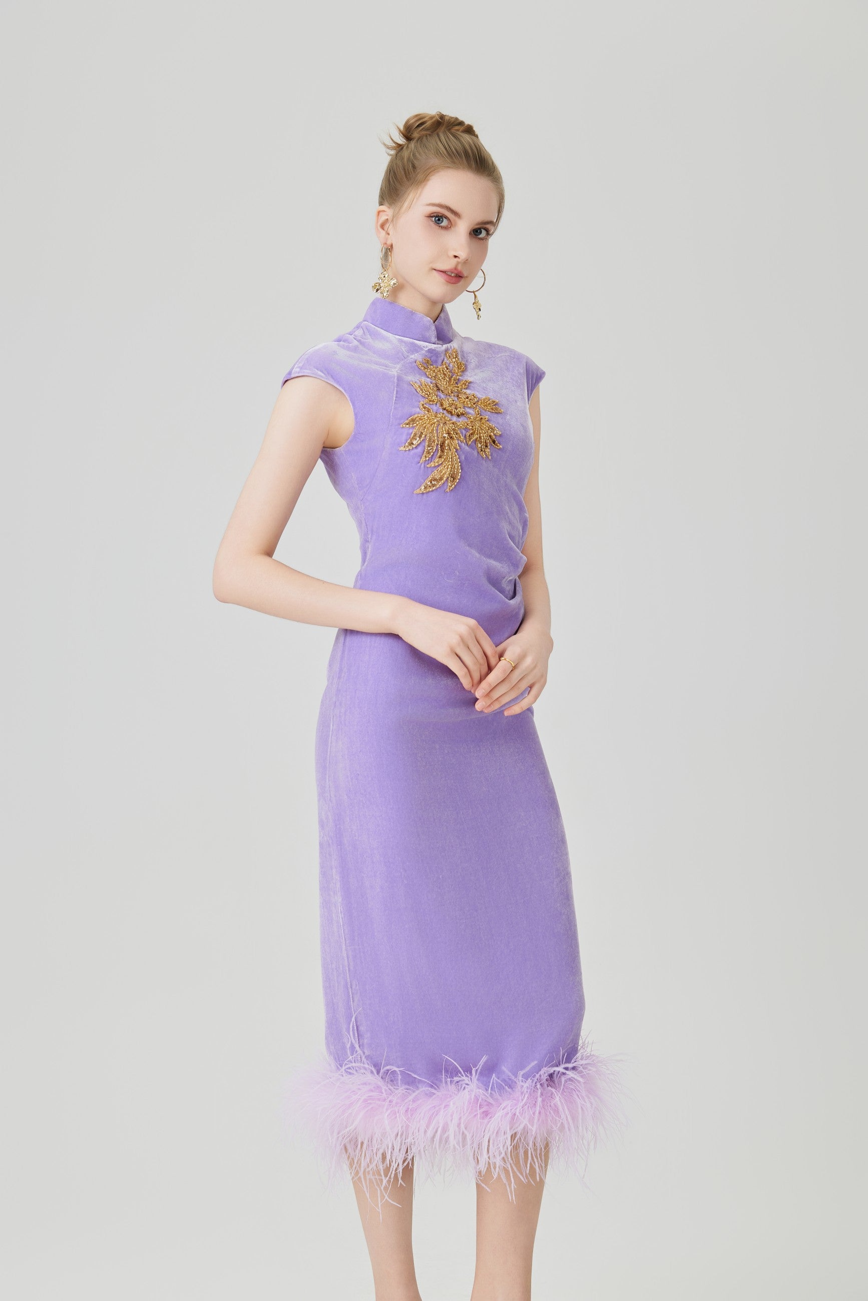 NEW CHINESE STYLE OSTRICH FEATHER HEM DRESS