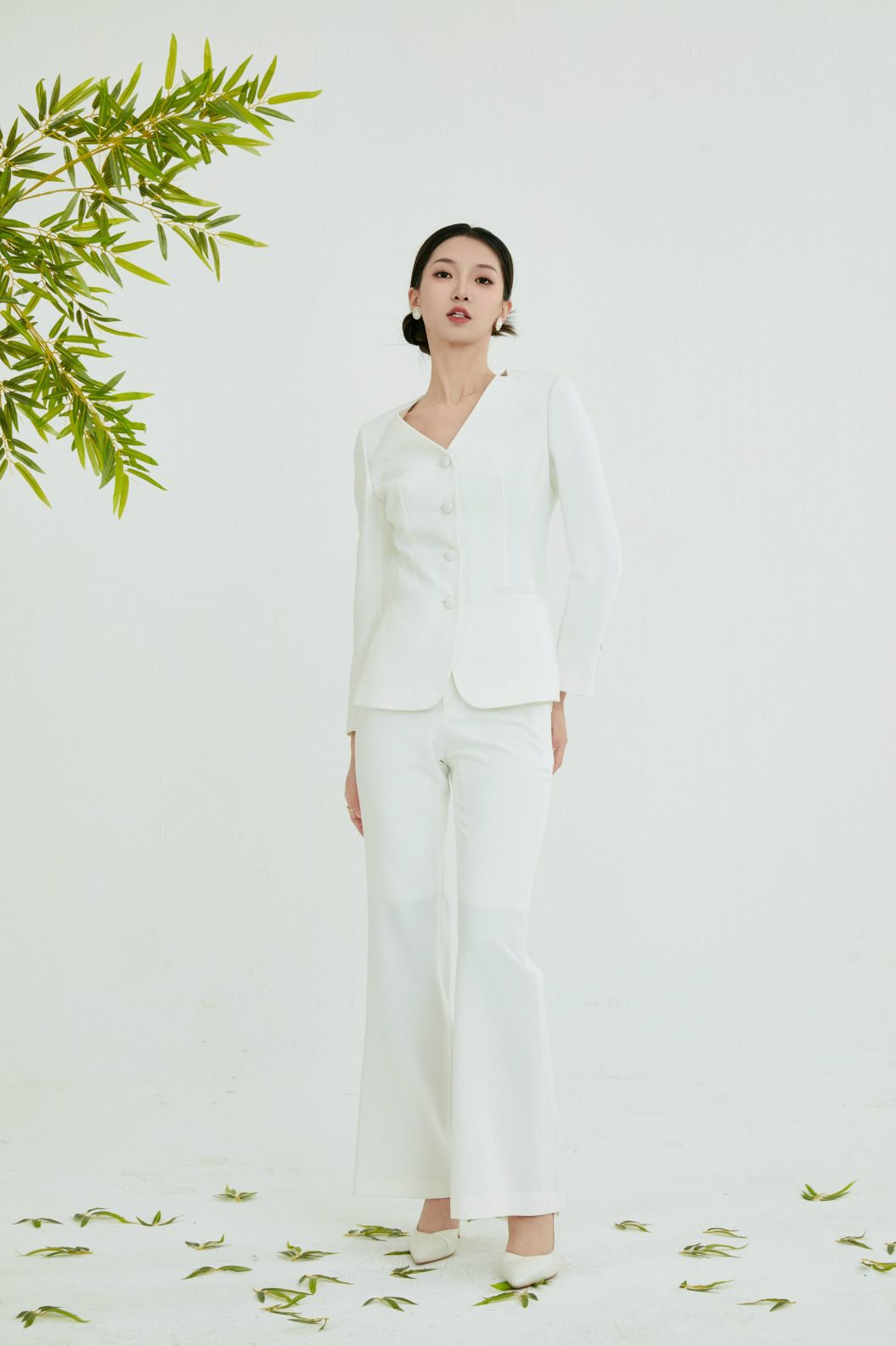 CH COLLECTION SUIT V-NECK SINGLE-BREASTED FLARED PANTS