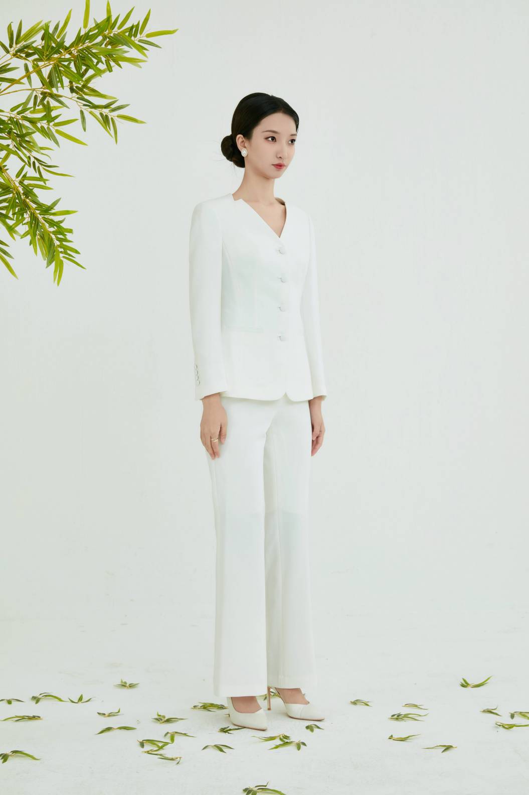 CH COLLECTION SUIT V-NECK SINGLE-BREASTED FLARED PANTS