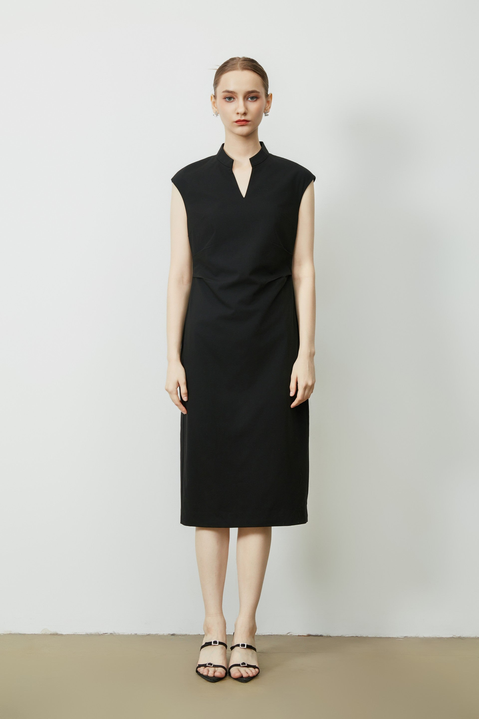 STAND UP COLLAR DRESS