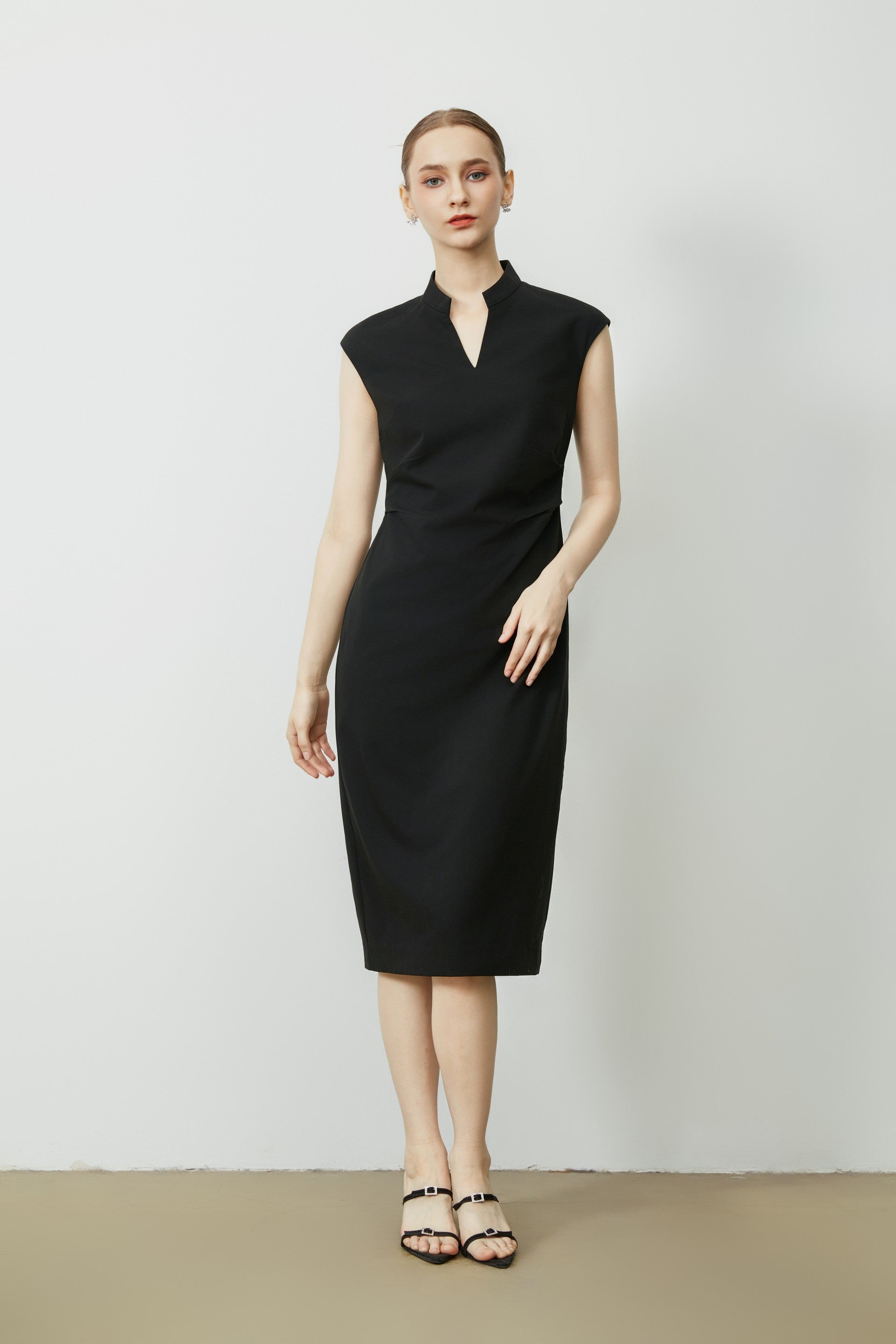 STAND UP COLLAR DRESS