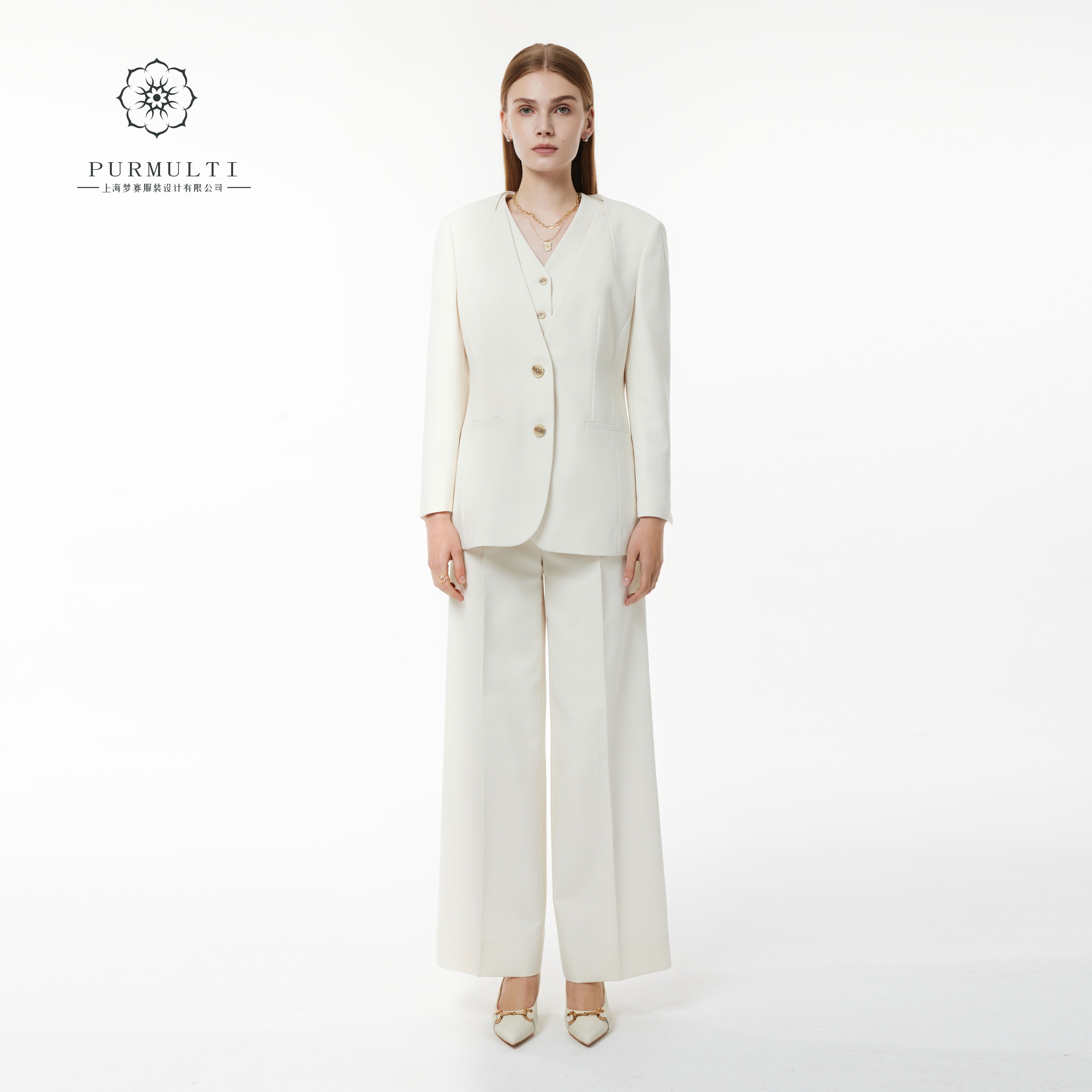 Purmulti 2024 Beige shoulder pad suitjacket