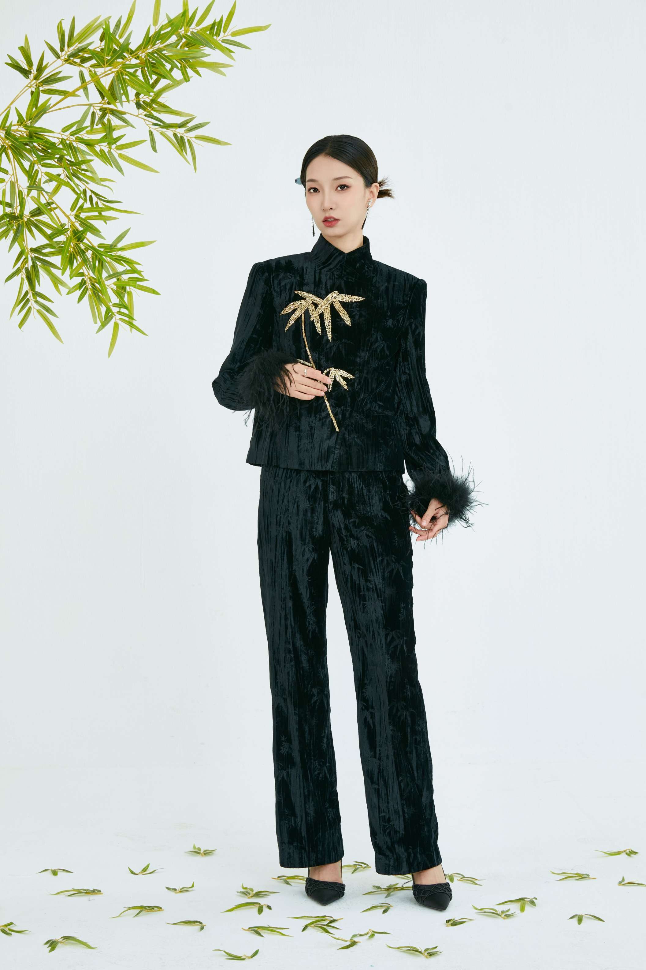 CH COLLECTION SUIT FEATHER LEAF TOP SKIRT TROUSERS