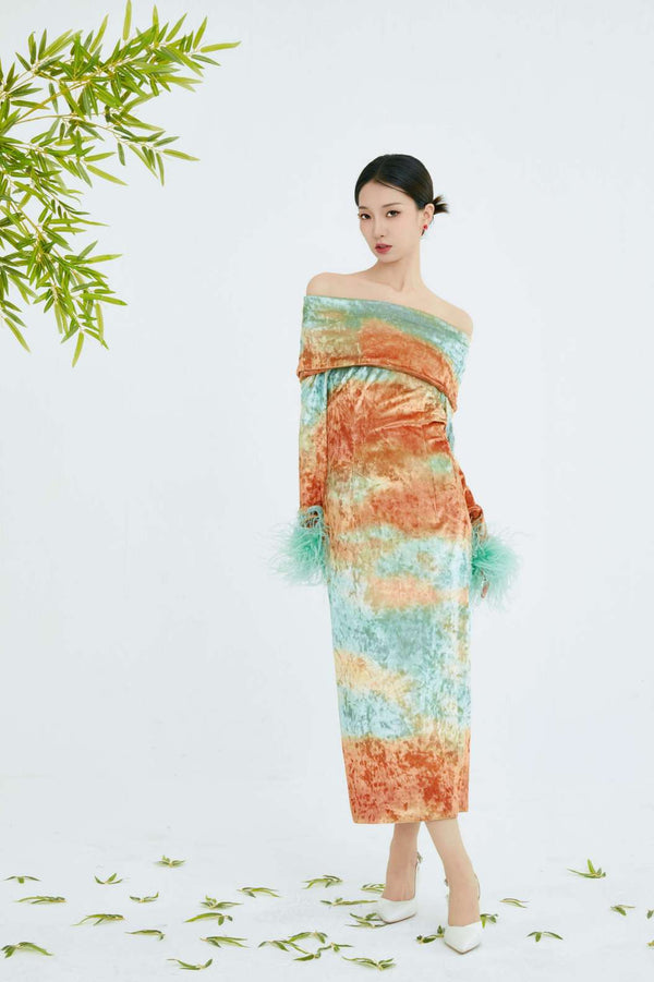 CH COLLECTION DRESS FEATHER ONE SHOULDER